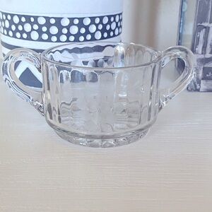 Vintage Etched  Crystal rib Clear Pressed Glass sugar Bowl 2 Inch height